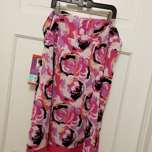 NWT Colorado Clothing Company Henna Flower Reversible Skirt size XXL, colorful - Picture 10 of 10